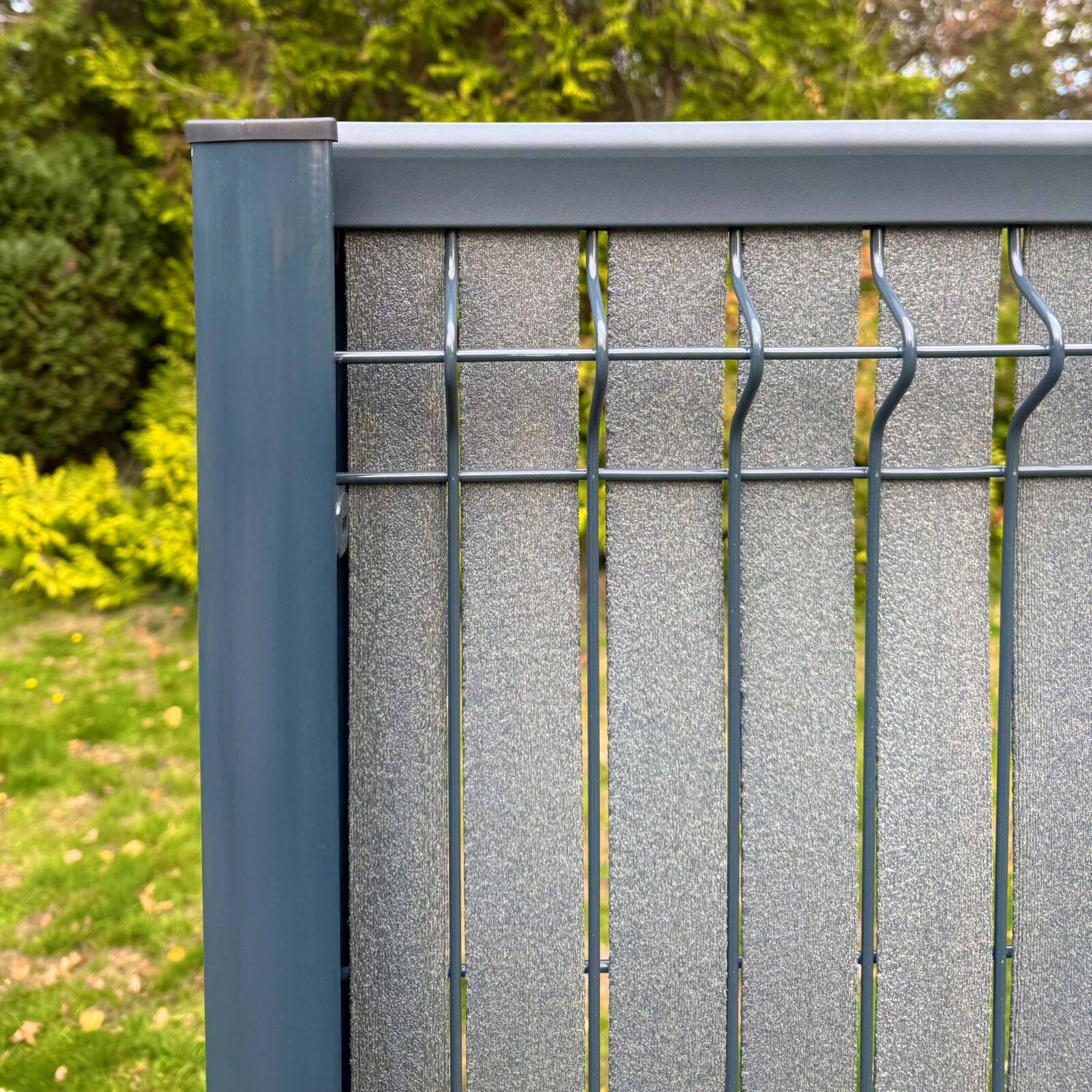 Profil aluminium de finition haut pour clôture longueur 124cm